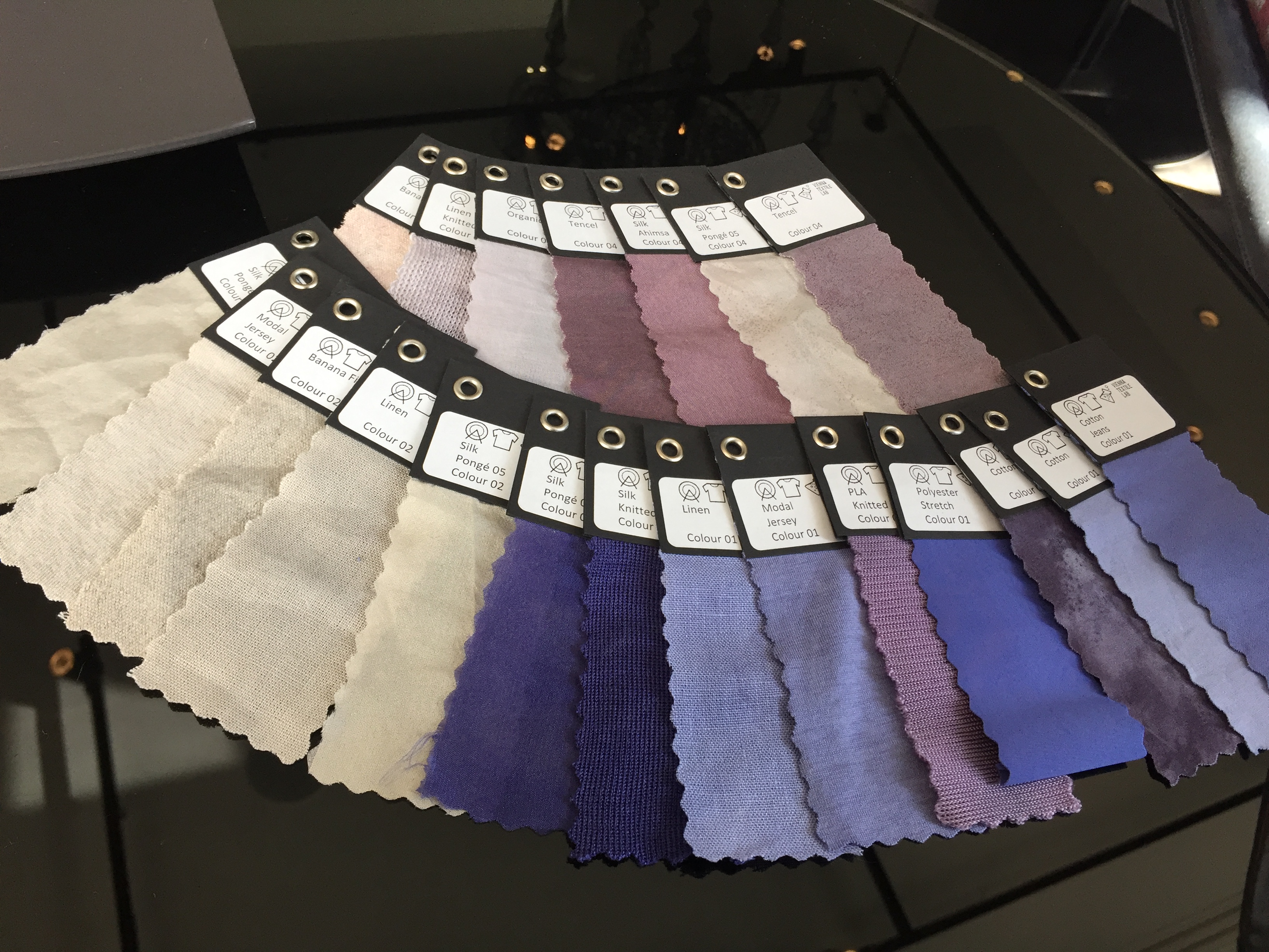 erdölfreie Textilfarben, Vienna Textile Lab, bakterienbasierte Textilfarbe, 