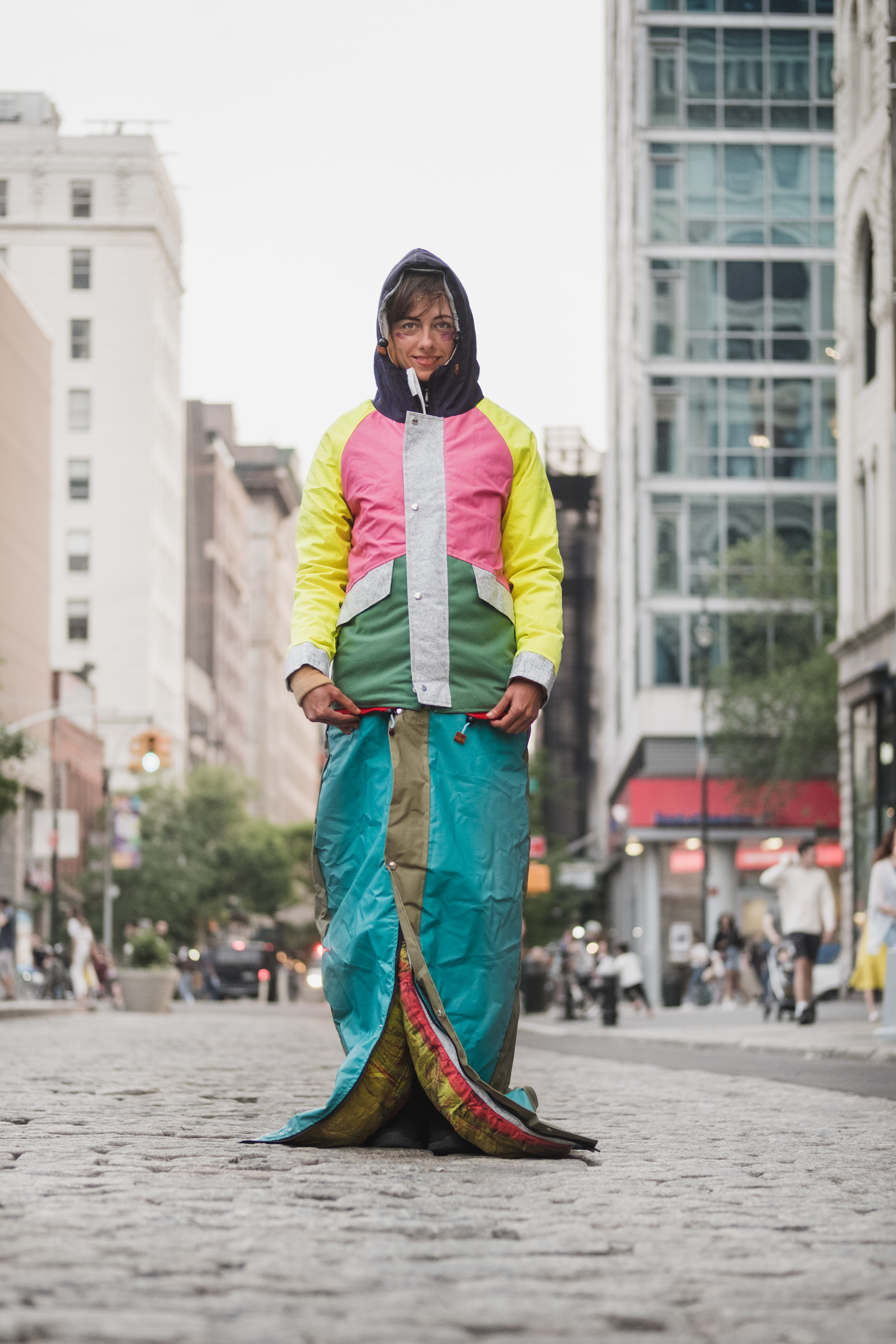 Mode mit sozialen Auswirkungen, Sheltersuit