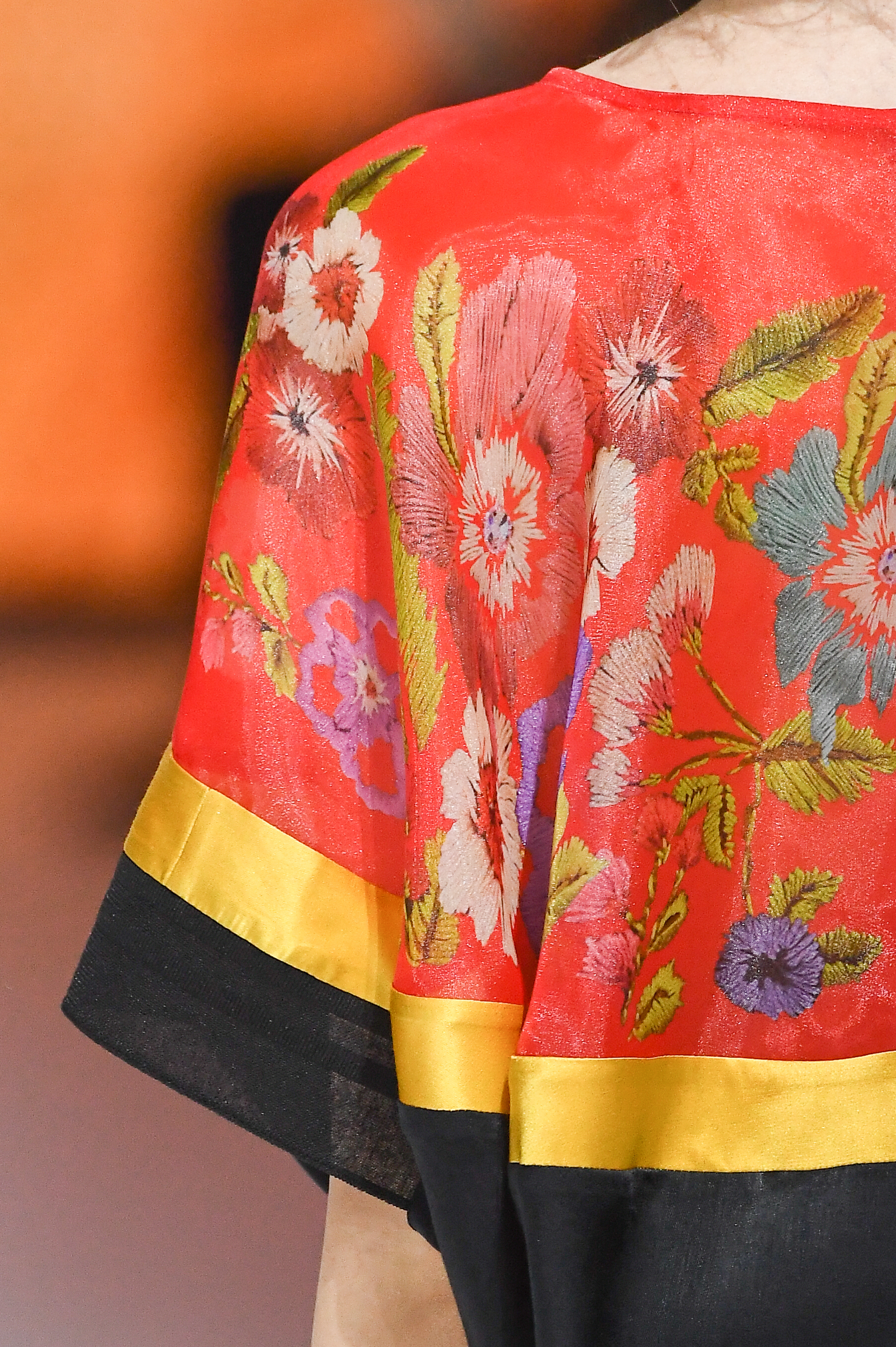 Lie Sangbong X Belvedere, der Kuss, Gustav Klimt, Südkoreanischer Designer, Modekollektion