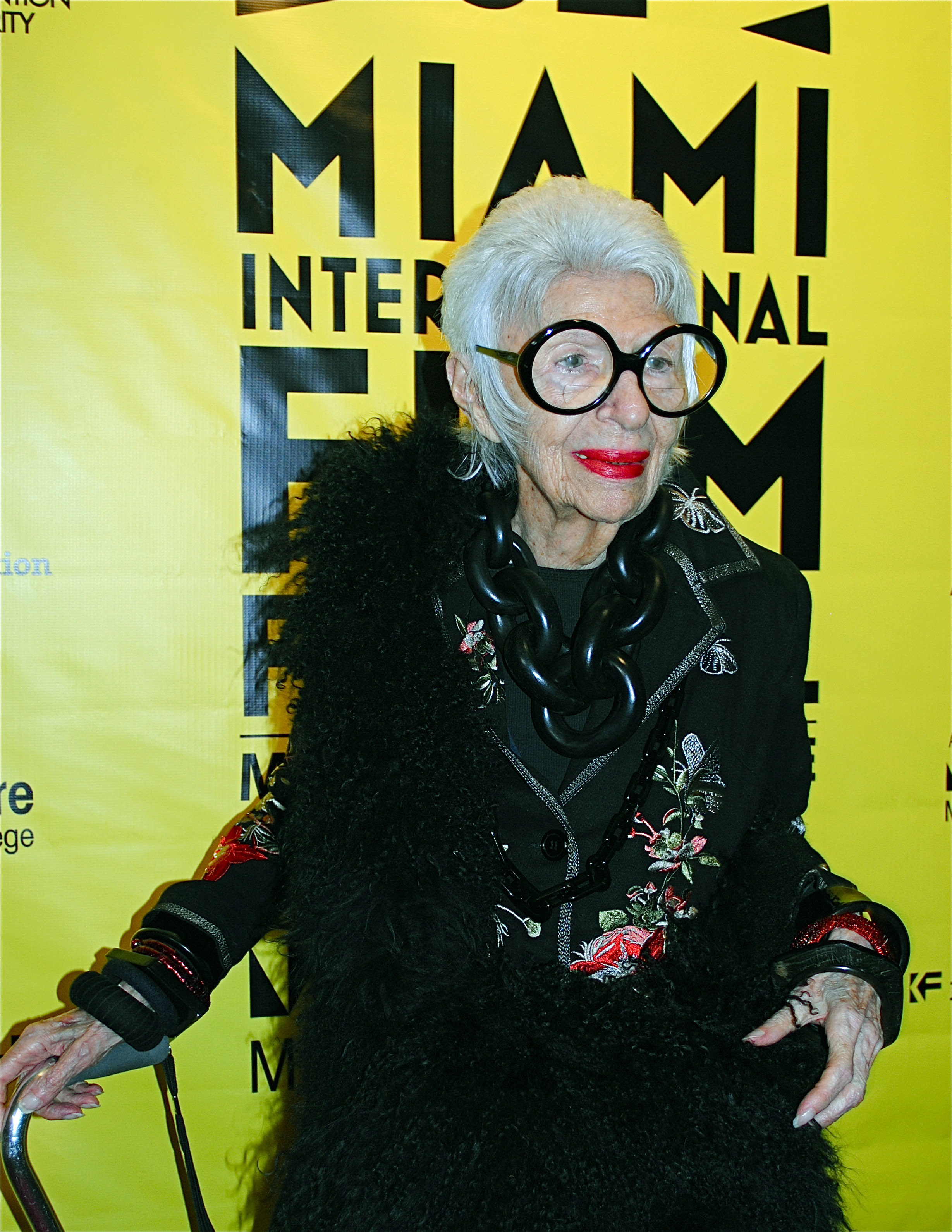 Iris Apfel, Modeikone, -Elderly Fashion