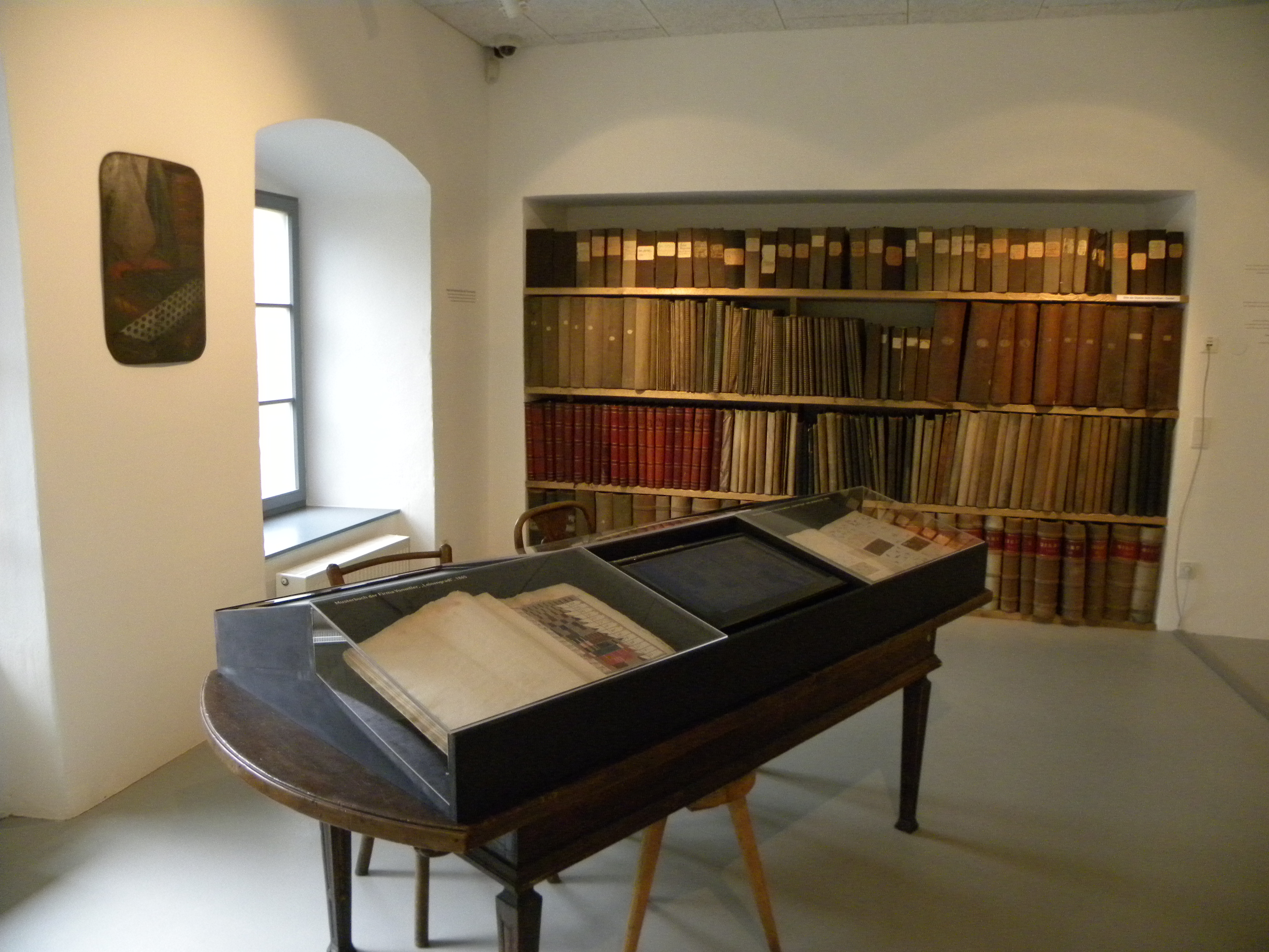 Musterbücher der Firma Vonwiller im Webereimuseum Haslach (c) Christina Leitner